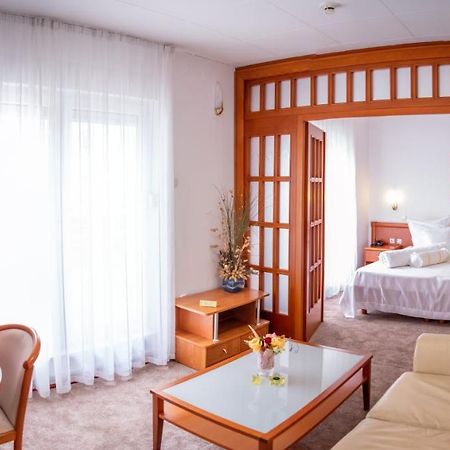Hotel Integra Doboj Buitenkant foto