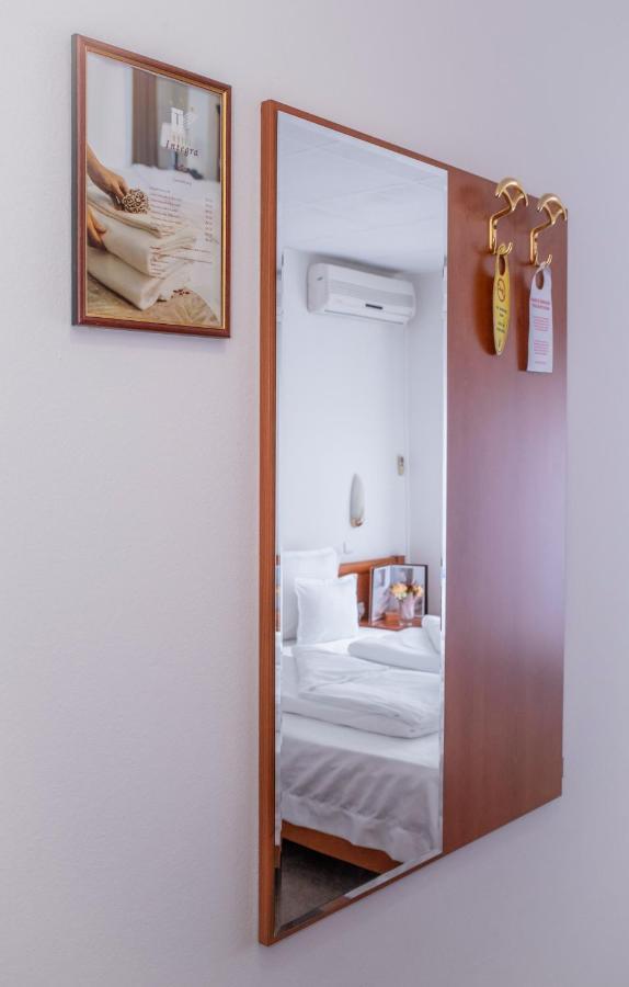 Hotel Integra Doboj Buitenkant foto