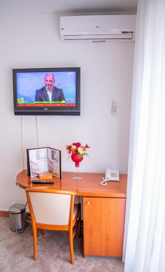 Hotel Integra Doboj Buitenkant foto