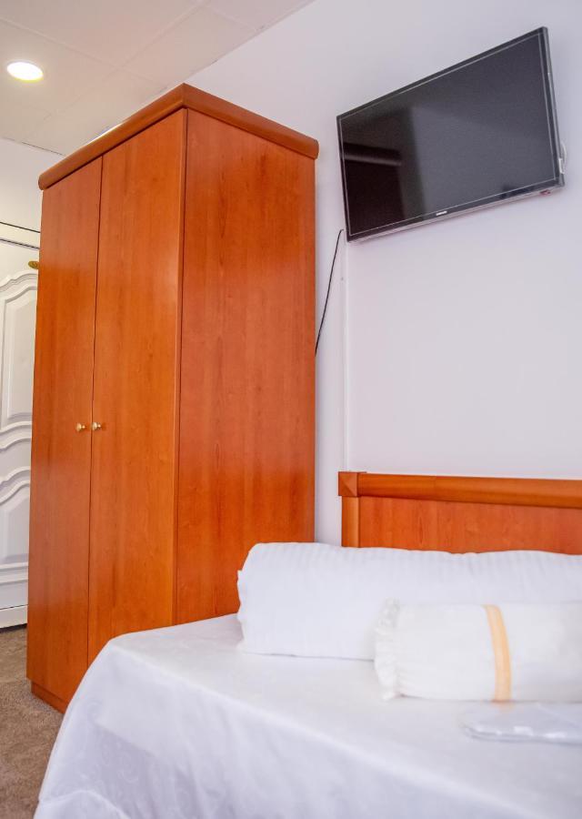Hotel Integra Doboj Buitenkant foto