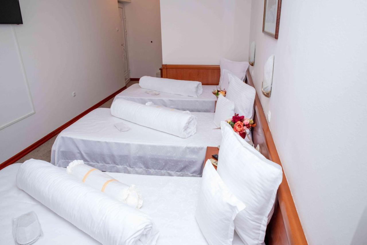 Hotel Integra Doboj Buitenkant foto